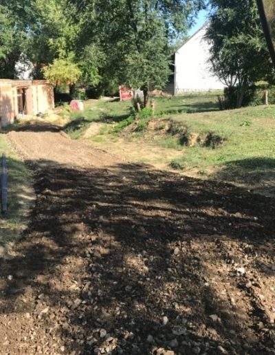 Gépkocsibeálló készítése